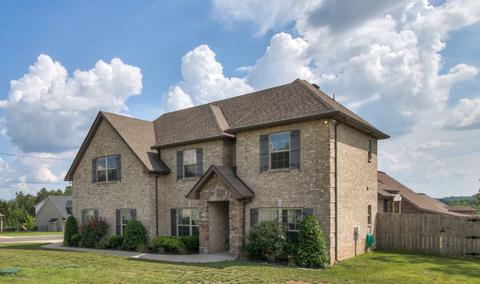 1403 Rivercrest Dr, Murfreesboro, TN 37129 photo 1