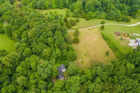 2775 Paradise Ln, Springfield, TN 37172 photo 1