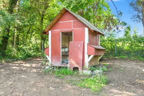 129 Swift Ln, Cunningham, TN 37052 photo 36