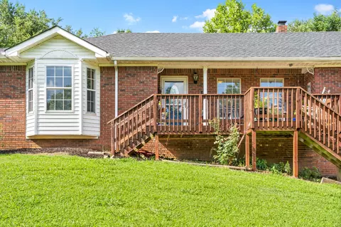 129 Swift Ln, Cunningham, TN 37052 photo 3