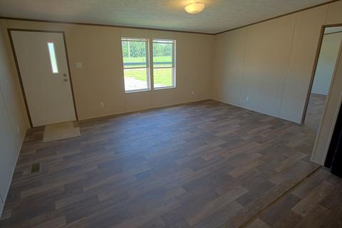 2402 Paul Harrell Rd, Beechgrove, TN 37018 photo 3