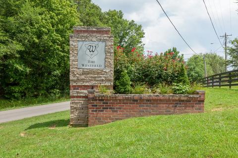203 Johnstone Dr, Dickson, TN 37055 photo 3