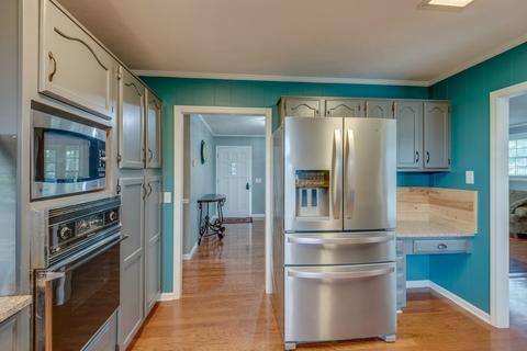1061 Myatt Loop Rd, Burns, TN 37029 photo 9