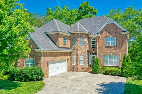 1004 Glessner Dr, Spring Hill, TN 37174 photo 1