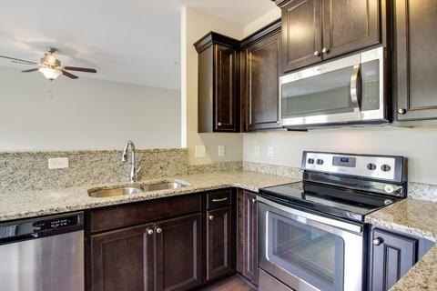 720 Finse, Spring Hill, TN 37174 photo 2