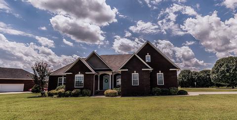 19 Mason Pl, Decherd, TN 37324 photo 1