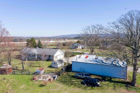 594 Modena Rd, Decherd, TN 37324 photo 5