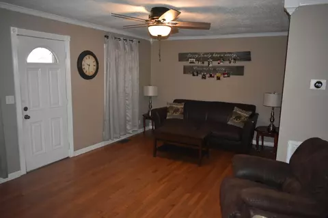 100 1st Ave E, Springfield, TN 37172 photo 2