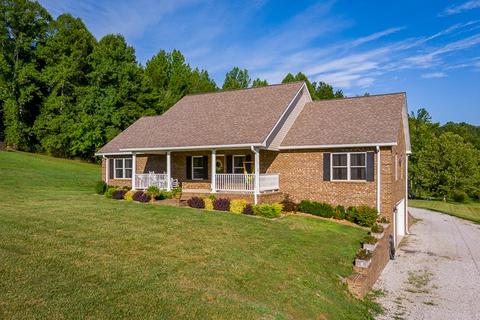 4001 Moss Rd, Baxter, TN 38544 photo 1