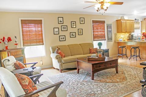 122 W Spring St, Dover, TN 37058 photo 7