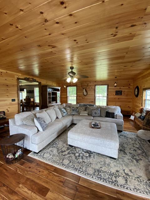 221 Riddle Ln, Loretto, TN 38469 photo 8