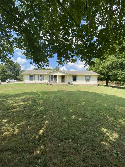 221 Riddle Ln, Loretto, TN 38469 photo 1
