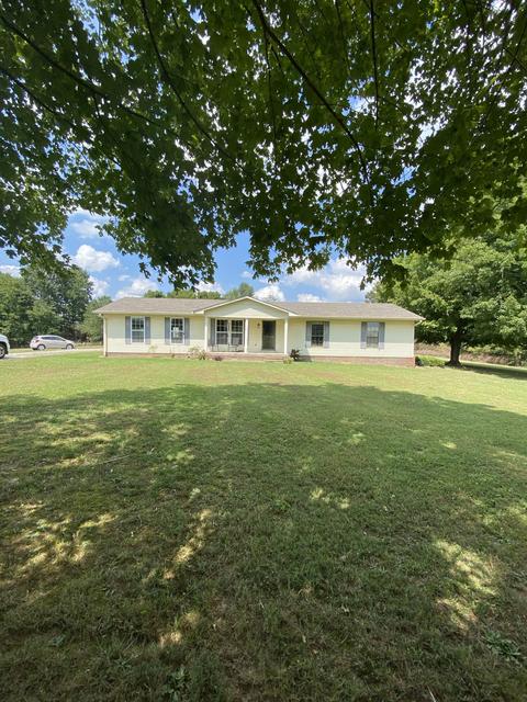 221 Riddle Ln, Loretto, TN 38469 photo 5