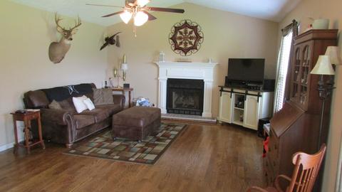 671 Lakeside Dr, Springfield, TN 37172 photo 4