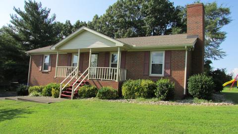 671 Lakeside Dr, Springfield, TN 37172 photo 3