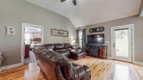 213 Deerfield Dr, Springfield, TN 37172 photo 10
