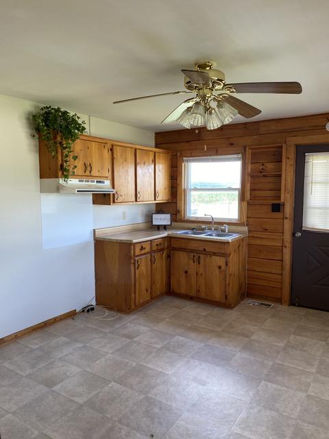 214 Collier St, Loretto, TN 38469 photo 8