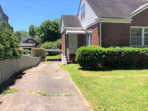 117 W Hackberry St, Centerville, TN 37033 photo 3