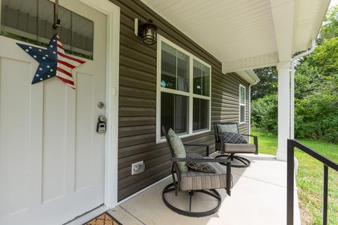 210 23rd Ave E, Springfield, TN 37172 photo 2