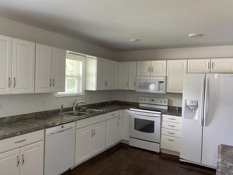 640 Elgin Dr, Monteagle, TN 37356 photo 4