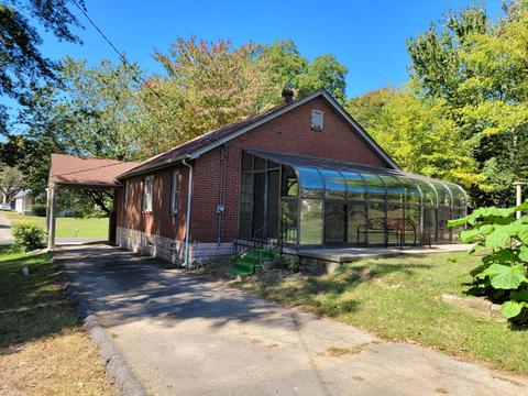 106 Circle Dr, Springfield, TN 37172 photo 2