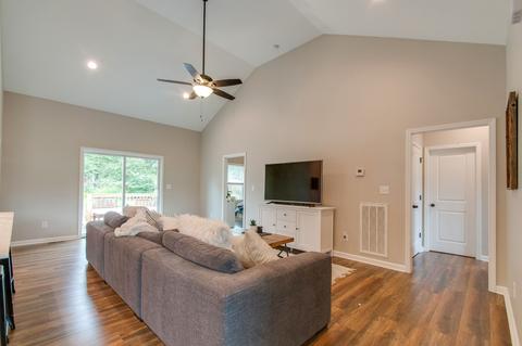 114 Black Rd, Dickson, TN 37055 photo 17
