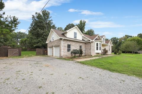 323 Independence St, Springfield, TN 37172 photo 3