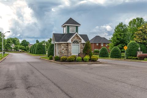 2930 Comer Dr, Murfreesboro, TN 37128 photo 2