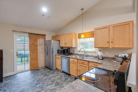 1014 Lowrey Pl, Spring Hill, TN 37174 photo 6