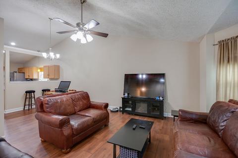 1014 Lowrey Pl, Spring Hill, TN 37174 photo 4