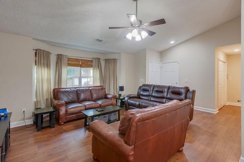 1014 Lowrey Pl, Spring Hill, TN 37174 photo 2