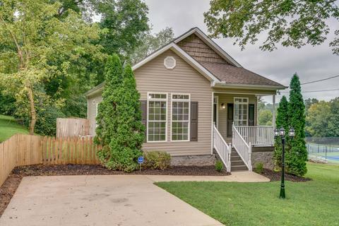 217 Garner St, Springfield, TN 37172 photo 2