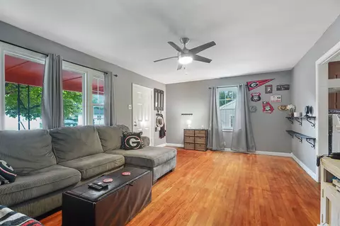 110 Westside Cir, Springfield, TN 37172 photo 2