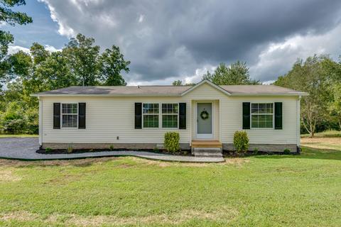 146 Oaktree Ln, Dickson, TN 37055 photo 1