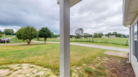 3938 Armstrong Rd, Springfield, TN 37172 photo 10