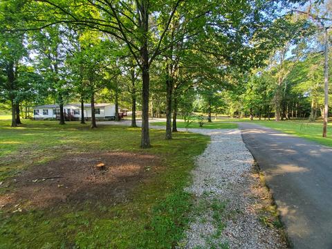 125 Kennel Rd, Dickson, TN 37055 photo 2