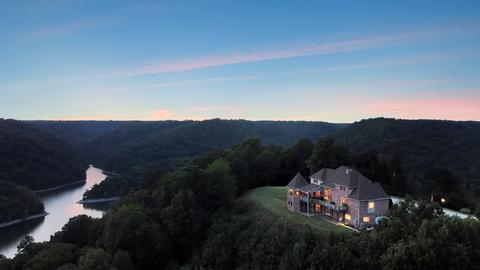 11797 Fox Hill Rd, Baxter, TN 38544 photo 1