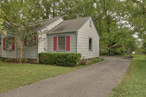 1018 Leaf Ave, Murfreesboro, TN 37130 photo 2