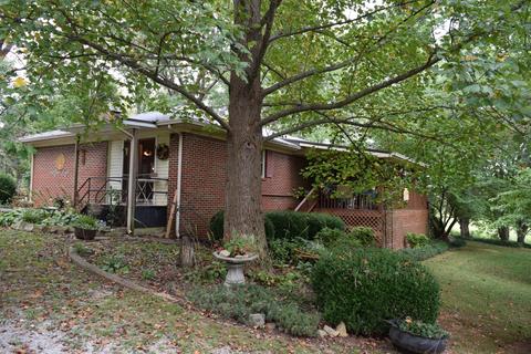 111 Centennial Rd, Winchester, TN 37398 photo 1