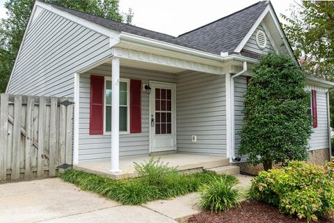 3208 Dockside Dr, Hermitage, TN 37076 photo 1