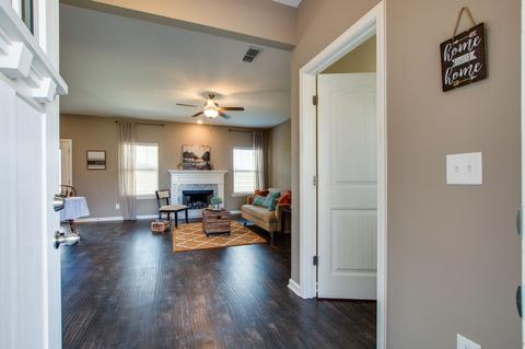 604 Eagleview Dr, Eagleville, TN 37060 photo 4