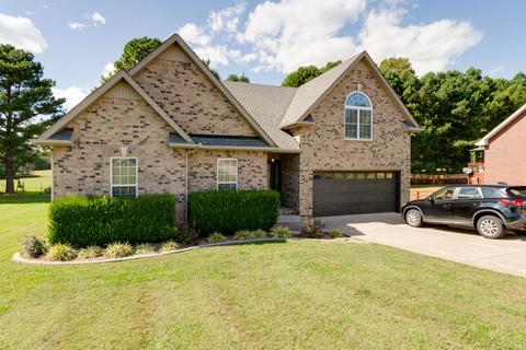 310 Lenox Ct, Springfield, TN 37172 photo 1