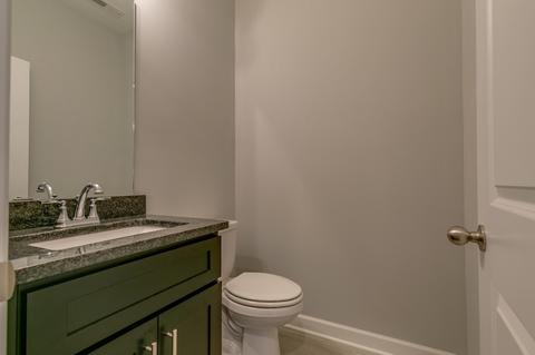 507 E Castle St, Murfreesboro, TN 37130 photo 8