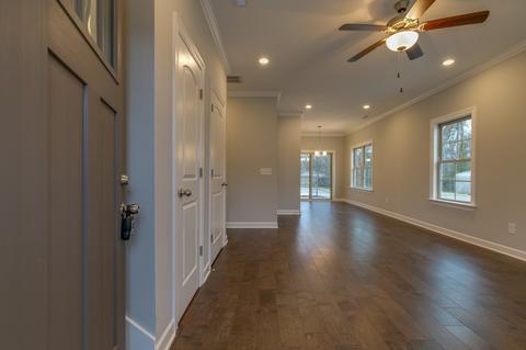 507 E Castle St, Murfreesboro, TN 37130 photo 4