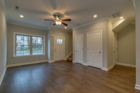 507 E Castle St, Murfreesboro, TN 37130 photo 5