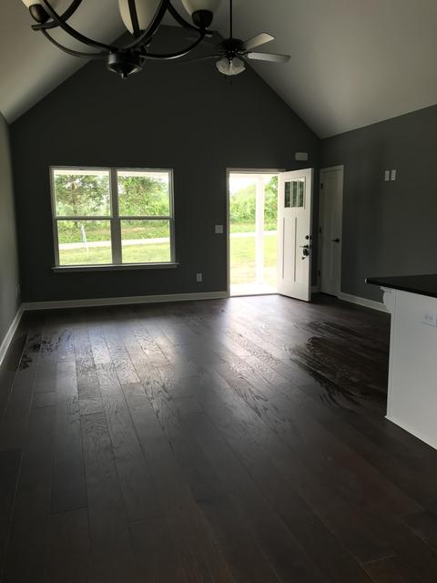 131 Silver Leaf Cir, Dickson, TN 37055 photo 8