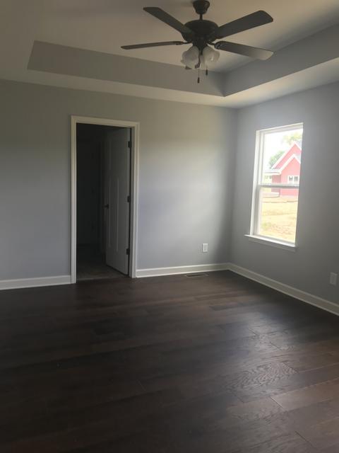 131 Silver Leaf Cir, Dickson, TN 37055 photo 4