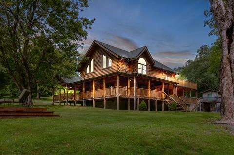 375 Moore Rd, Dickson, TN 37055 photo 1