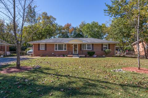 910 S Baird Ln, Murfreesboro, TN 37130 photo 1