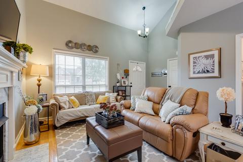 2932 Hearthside Dr, Spring Hill, TN 37174 photo 9